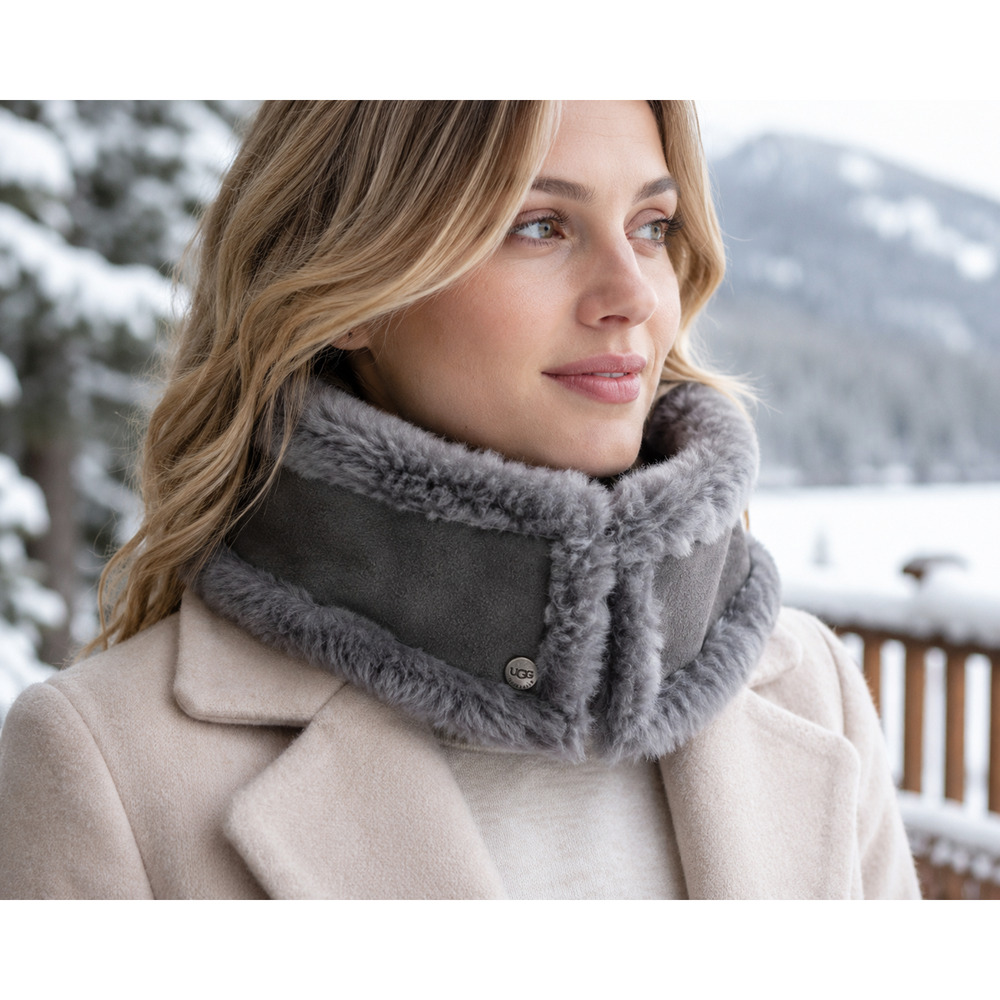 UGG Australia Shearling Neck Warmer Gray Genuine Dyed Sheepskin Fur Scarf OS